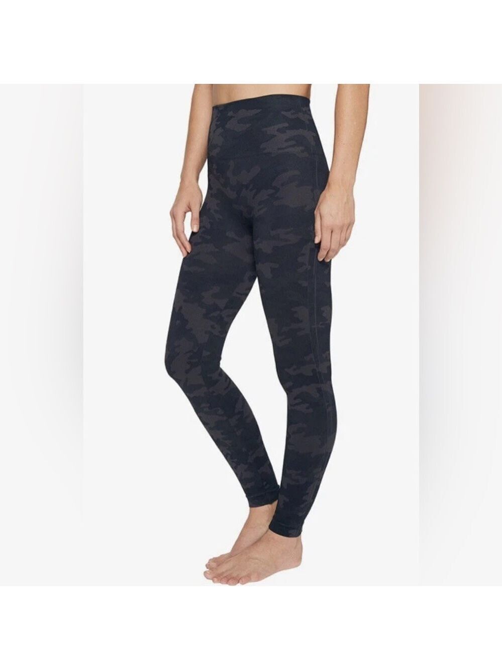 Spanx Grey black Look At Me Now leggings Medium NWOT